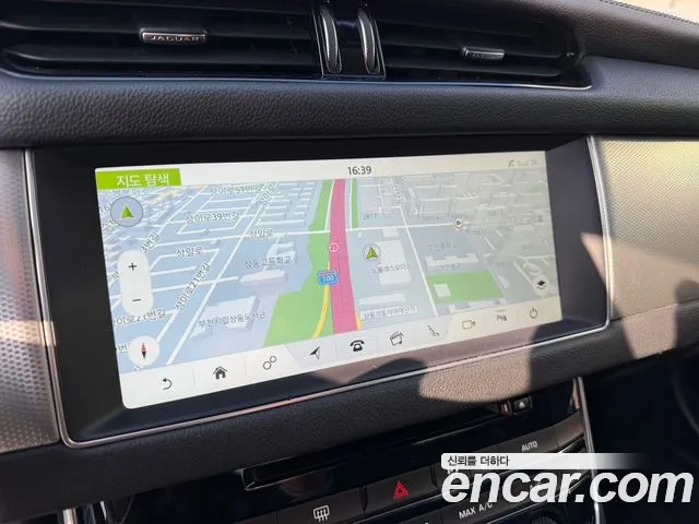 Jaguar XF (X260) 2018 Белый из Кореи, фото 5