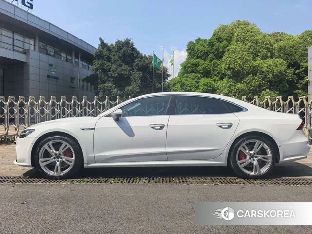 Audi A7L 2023 Белый из Китая, фото 5