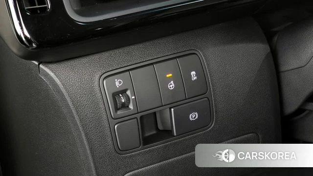 Hyundai Staria 2023 Белый из Кореи, фото 5