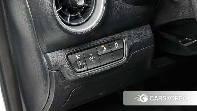 Kia The New K3 2nd generation 2022 Белый из Кореи, фото 5
