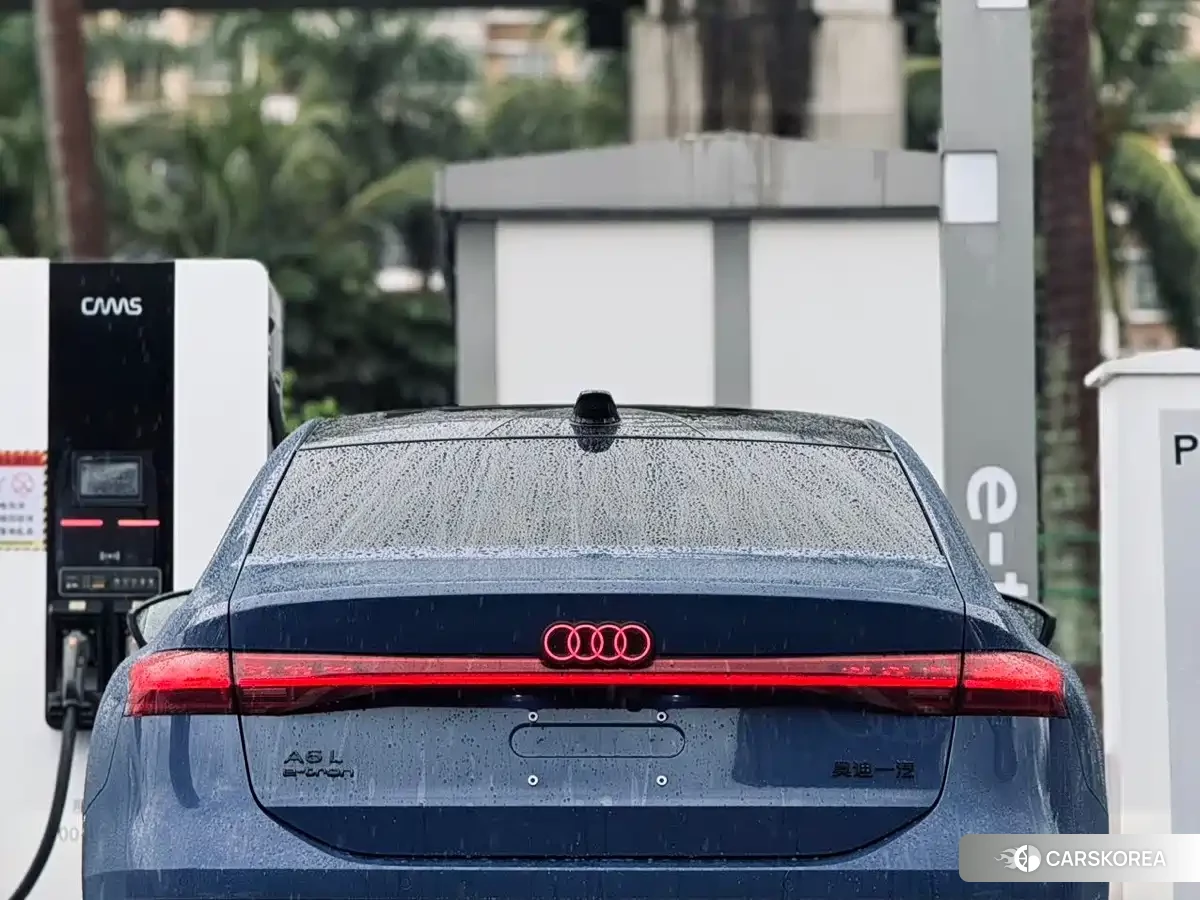 Audi A6L 2026 Синий из Китая, фото 5