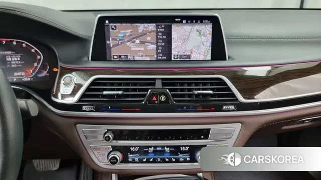 BMW 7 Series (G11) 2020 Черный из Кореи, фото 5