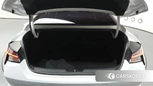 Hyundai Avante (CN7) 2021 Белый из Кореи, фото 5
