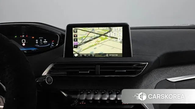 Peugeot 5008 second generation 2021 Белый из Кореи, фото 5