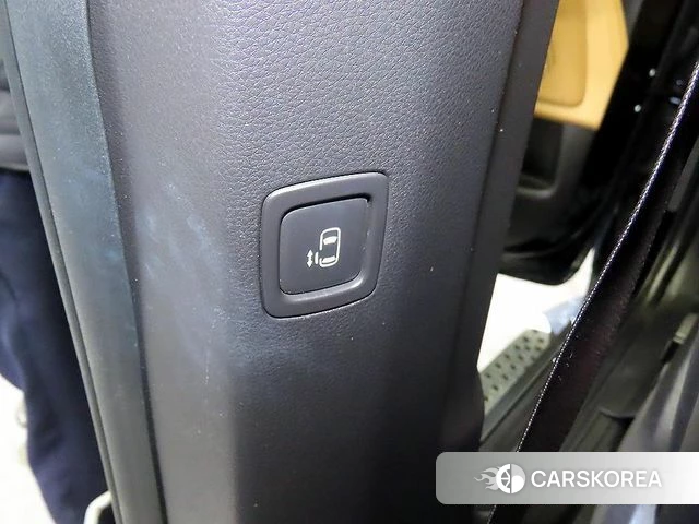 Kia Carnival 4th generation 2023 Черный из Кореи, фото 5