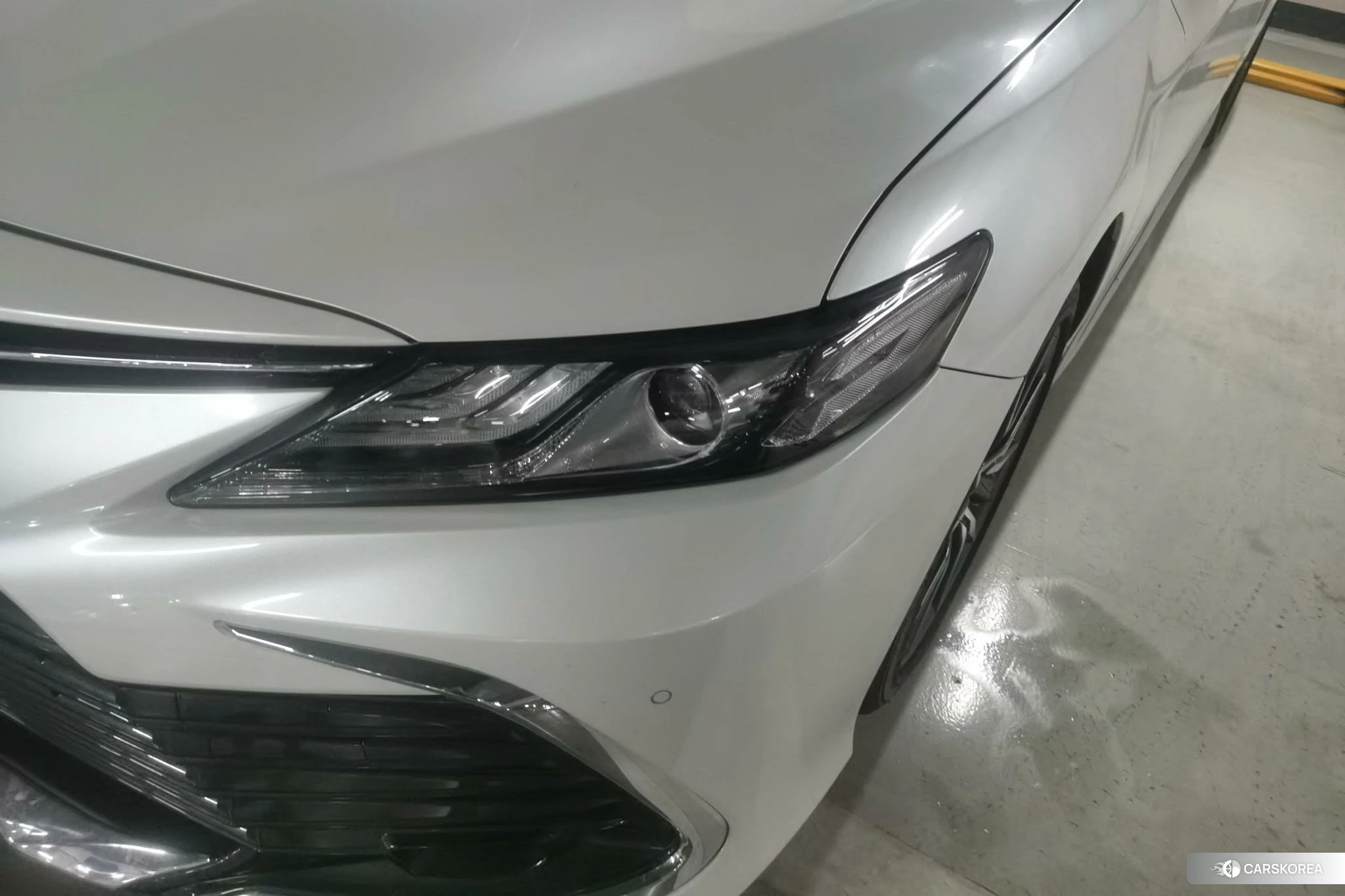 Toyota Camry 2023 Белый из Китая, фото 5