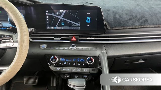 Hyundai Avante (CN7) 2022 Серебристо-серый из Кореи, фото 5