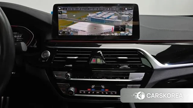 BMW 5 Series (G30) 2023 Черный из Кореи, фото 5