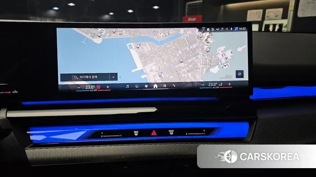 BMW 5 Series (G60) 2025 Белый из Кореи, фото 5