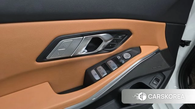 BMW 3 Series (G20) 2023 Белый из Кореи, фото 5