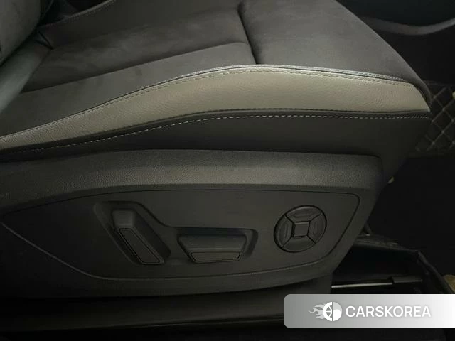 Audi Q3 2022 Белый из Китая, фото 5
