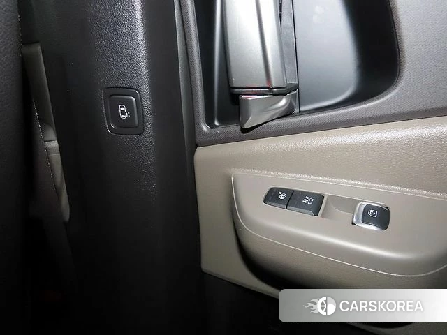 Kia The New Carnival 4th Generation 2024 Серебристо-серый из Кореи, фото 5