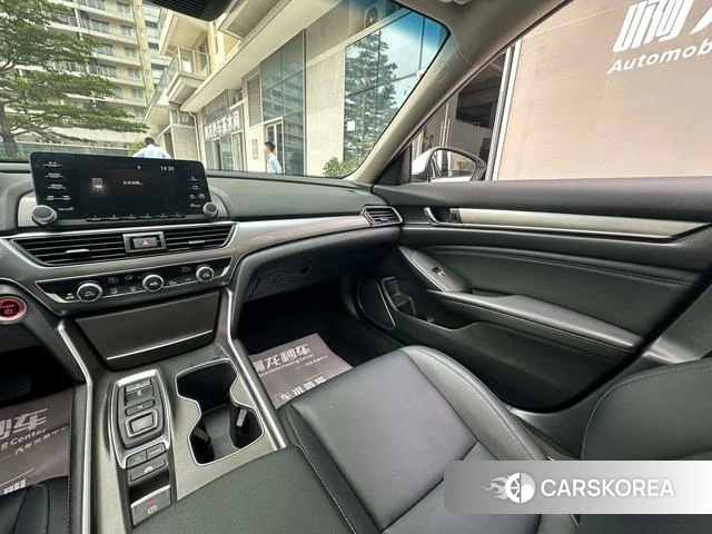 Honda Accord 2021 Белый из Китая, фото 5