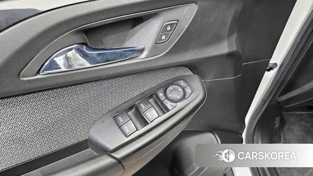 Chevrolet (GM Daewoo) Trailblazer 2021 Белый из Кореи, фото 5