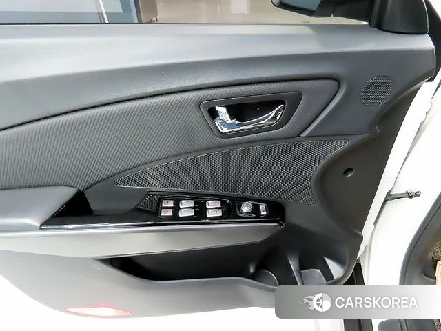 Ssangyong Tivoli Air 2018 Белый из Кореи, фото 5
