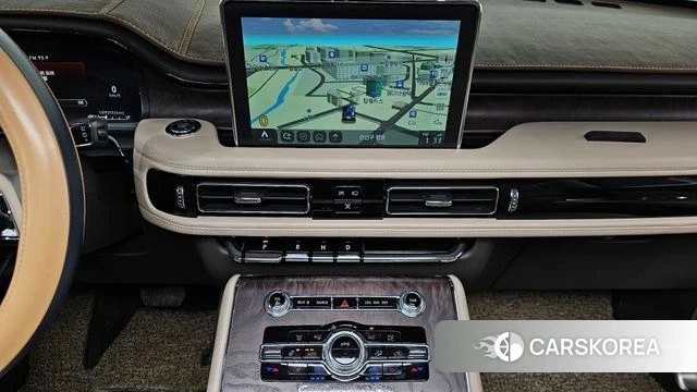 Lincoln Aviator 2nd generation 2021 Белый из Кореи, фото 5