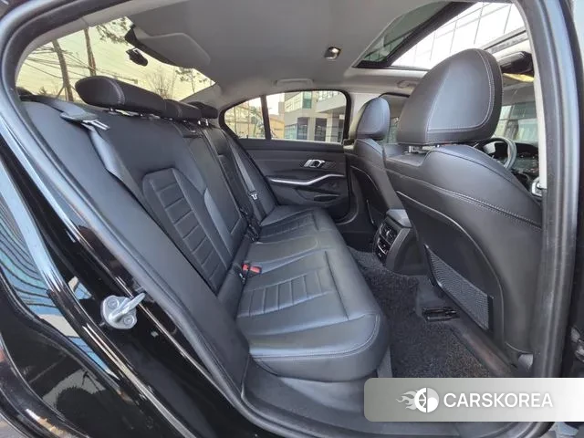 BMW 3 Series (G20) 2022 Черный из Кореи, фото 5