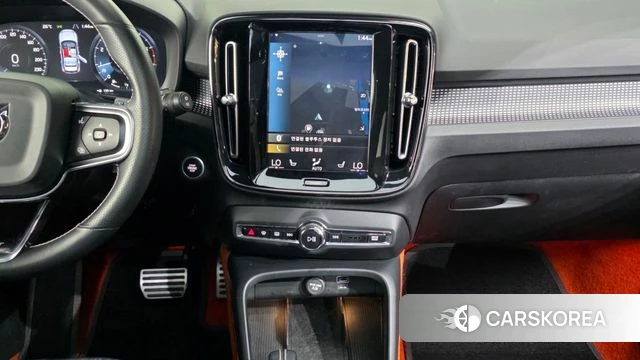 Volvo XC40 2019 Белый из Кореи, фото 5