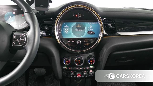 Mini Cooper 2022 Черный из Кореи, фото 5