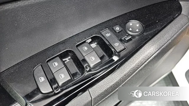 Kia Sportage 5th Generation 2022 Белый из Кореи, фото 5