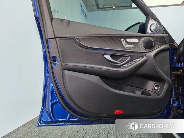 Mercedes-Benz Class C id 4227903 из Китая 5