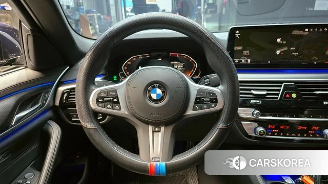 BMW 5 Series (G30) 2023 Черный из Кореи, фото 5