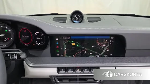 Porsche 911(992) 2024 Серебряный из Кореи, фото 5