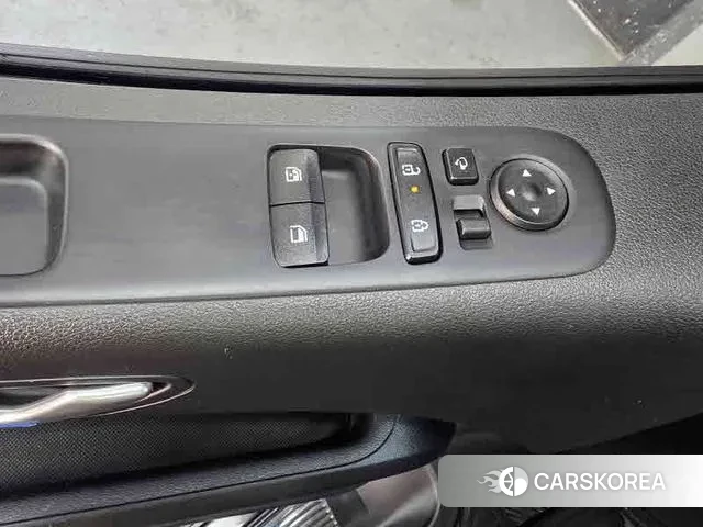 Hyundai Staria 2024 Черный из Кореи, фото 5