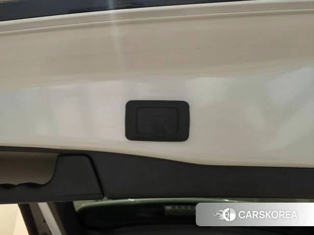 Toyota RAV4 5th Generation 2023 Белый из Кореи, фото 5