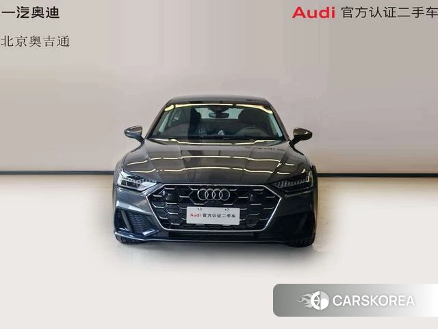 Audi A7 2025 Темно-серый из Китая, фото 5