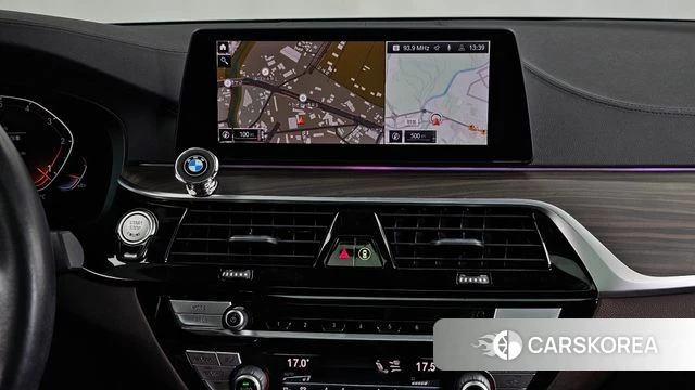 BMW 5 Series (G30) 2019 Белый из Кореи, фото 5