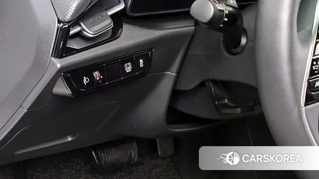 Kia Di Ol Nu Niro 2023 Белый из Кореи, фото 5