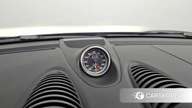 Porsche 718 Boxster 2019 Черный из Кореи, фото 5