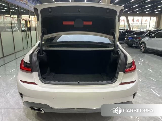 BMW 3 series 2022 Белый из Китая, фото 5