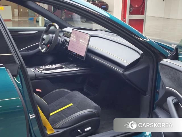 Xiaomi Car Xiaomi SU7 Ultra 2025 Зеленый из Китая, фото 5