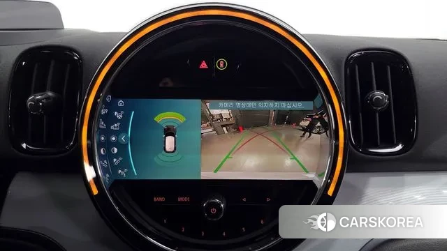 Mini Cooper S Countryman 2023 Светло-серебряный цвет из Кореи, фото 5