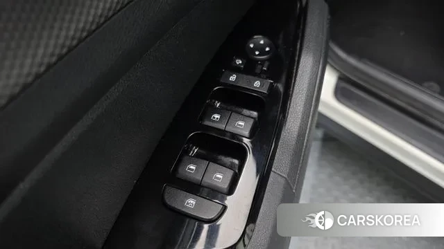 Kia Sportage 5th Generation 2022 Белый из Кореи, фото 5