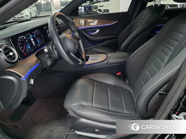 Mercedes-Benz E-Class W213 2022 Черный из Кореи, фото 5