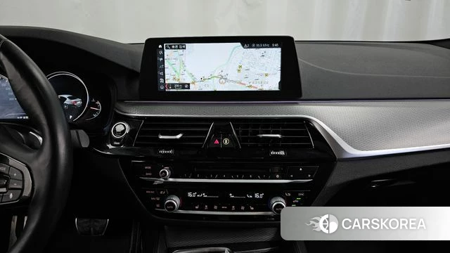 BMW 5 Series (G30) 2018 Серый из Кореи, фото 5