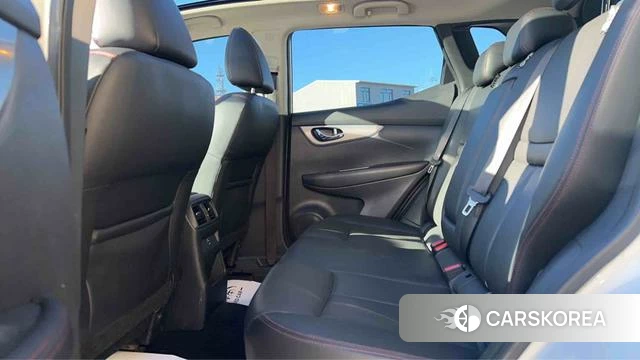 Nissan Qashqai 2022 Белый из Китая, фото 5