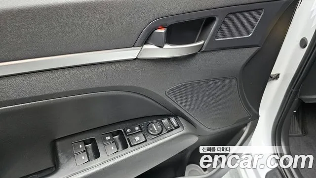 Hyundai The New Avante AD 2019 Белый из Кореи, фото 5