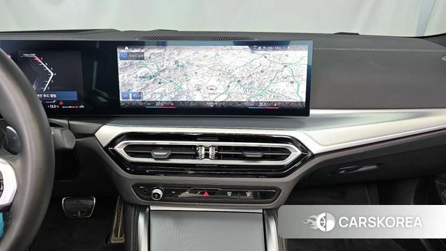 BMW 4 Series (G22) 2023 Черный из Кореи, фото 5