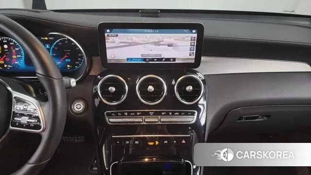 Mercedes-Benz GLC-Class X253 2022 Белый из Кореи, фото 5