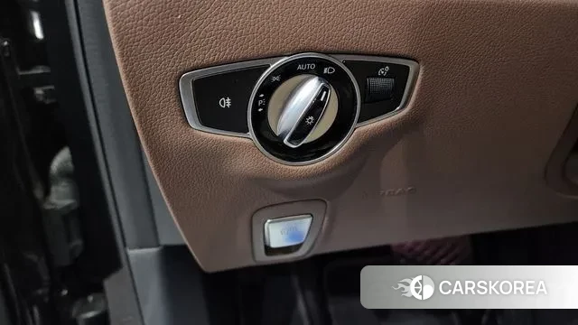 Mercedes-Benz E-Class W213 2018 Черный из Кореи, фото 5