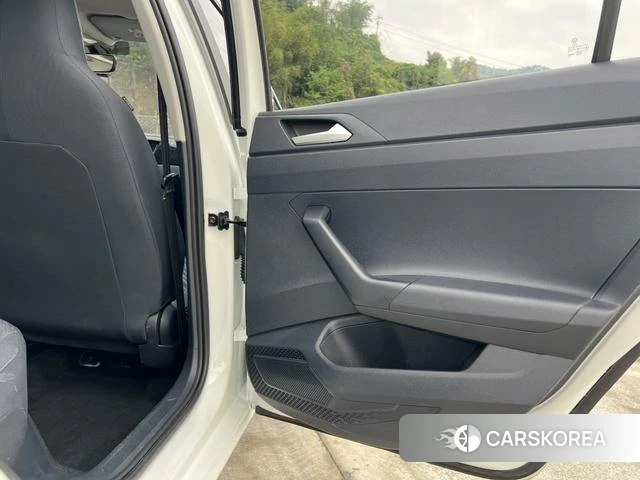 Volkswagen Lavida 2025 Белый из Китая, фото 5