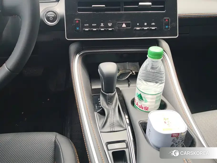 Toyota Avalon 2026 Черный из Китая, фото 5
