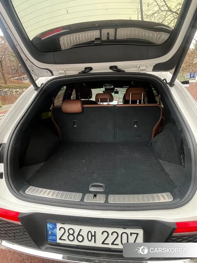 Genesis GV70 2023 Белый из Кореи, фото 5