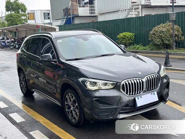 BMW X1 2021 Темно-серый из Китая, фото 5