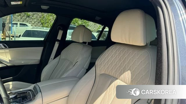 BMW X6 (G06) 2022 Небесно-голубой из Кореи, фото 5