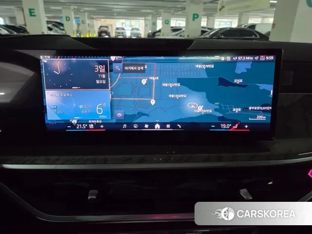 BMW X7 (G07) 2023 Черный из Кореи, фото 5